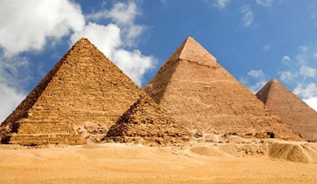 أهرامات الجيزة